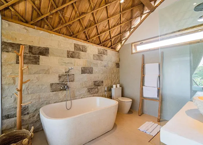 Villa Melao - Stylish 3br Eco-villa In